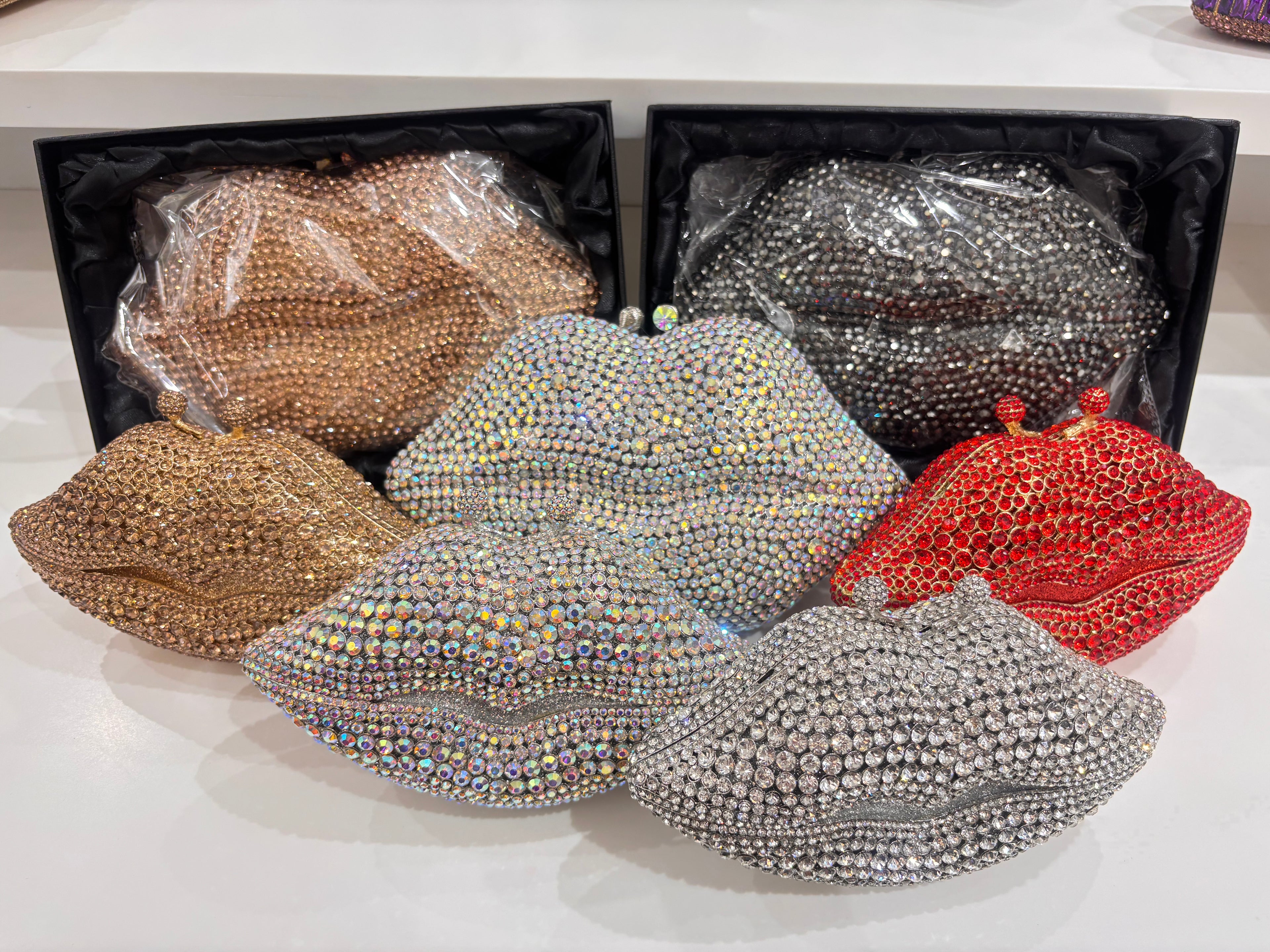 Luxe Lips Crystal Clutch