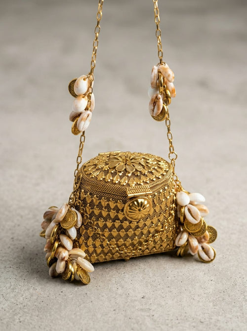 Mini Cove Clutch