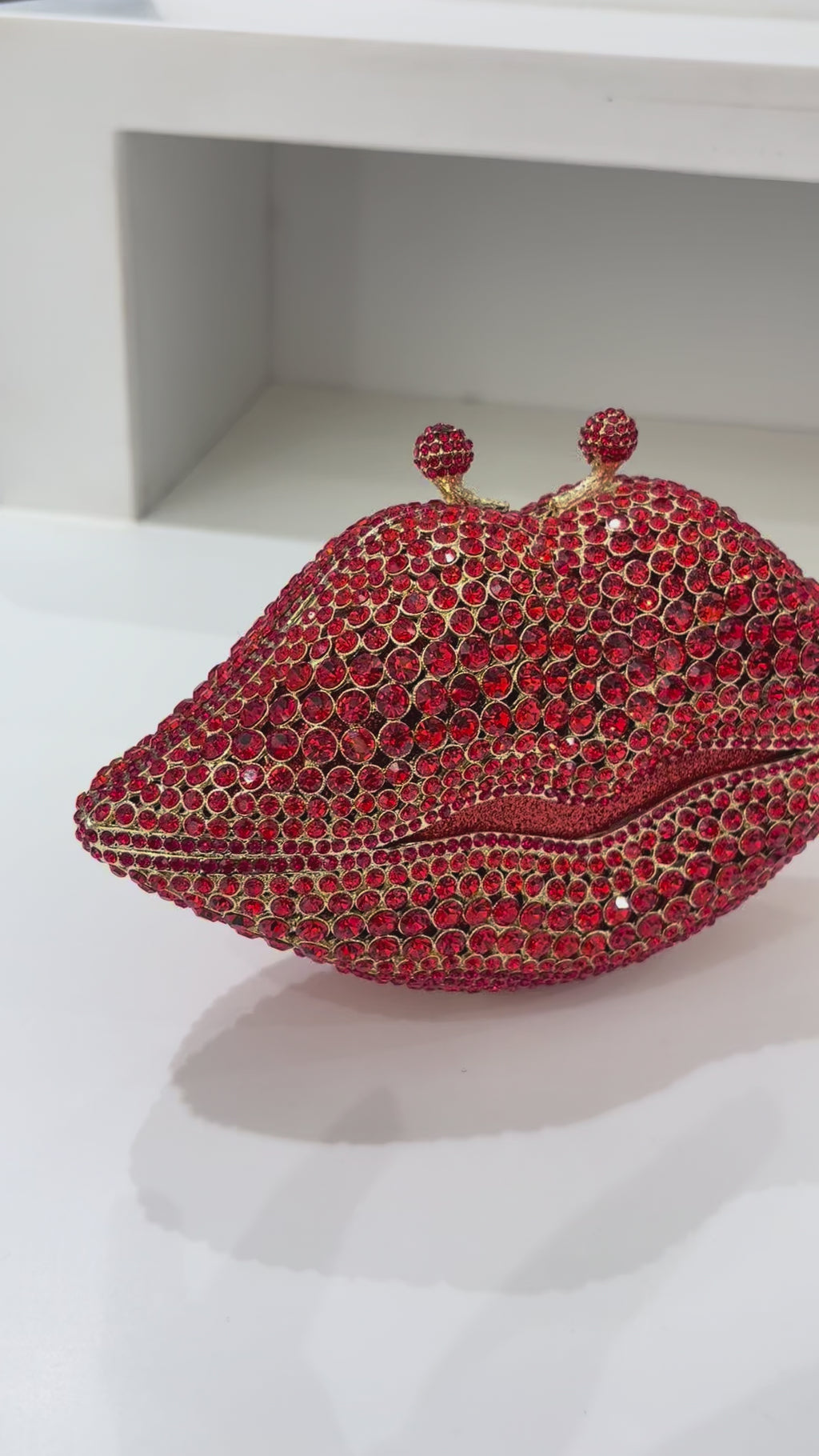 Luxe Lips Crystal Clutch