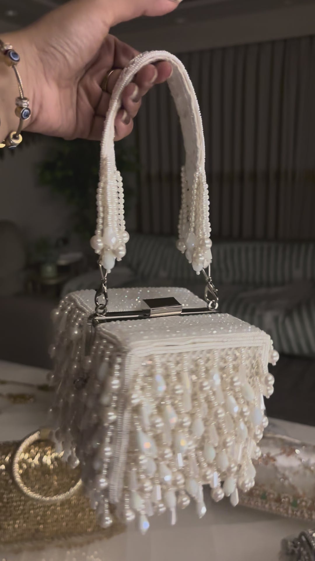 Pearl Muse Clutch